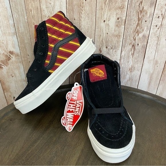 Vans x‎ Harry Potter Sk8-Hi Gryffindor Sneakers Size 11 Kids - Picture 1 of 10